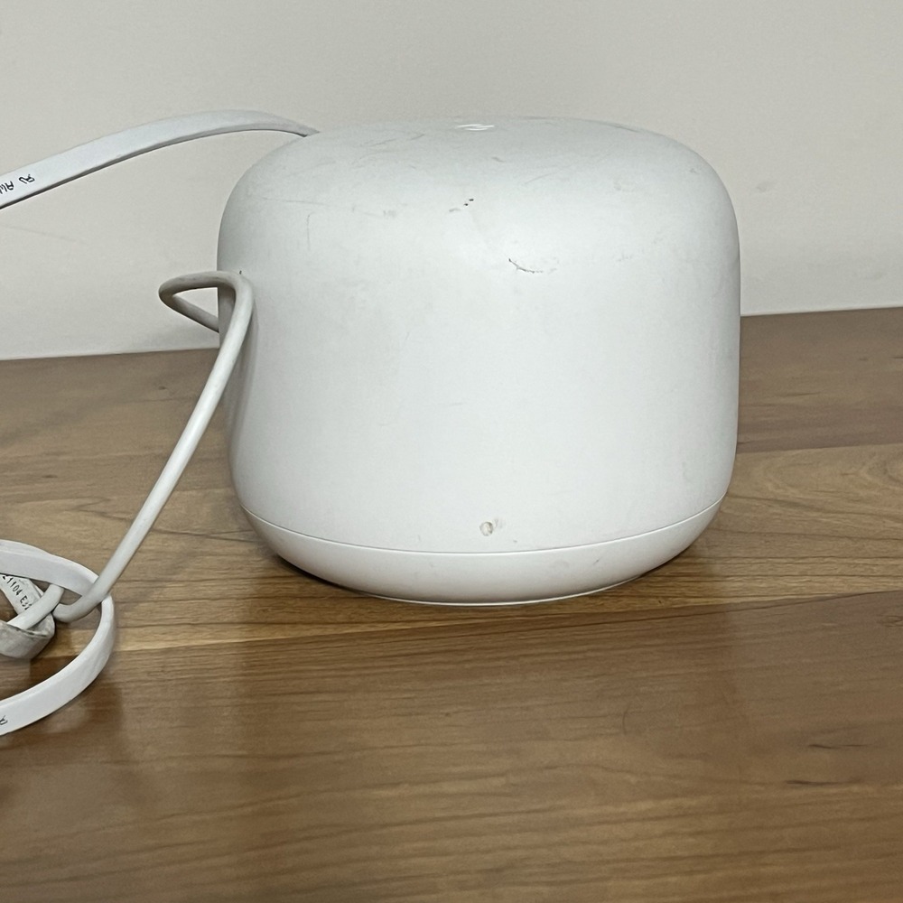 Google H2D Nest Wifi Router and Point Untested Cords Included